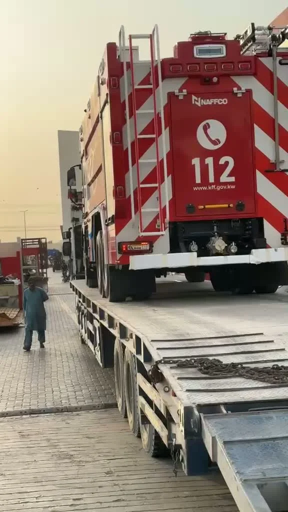 تثبيت سيارات الإطفاء للنقل